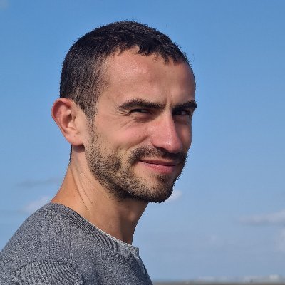 @Etienne_Marcuz