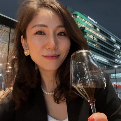 🍷Entrepreneur, lover of life, wine, and fitness – feel free to follow me if we have similar interests! 🚫😊 #wine #life #pinotnoir #chardonnay
