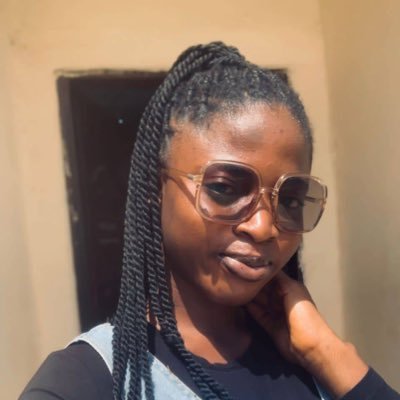 Believer🙂
Registered Midwife 🤭
Hands that Care💉💊✨🥰
Ambivert😶
Modesty✨
Purpose😻
NursePreneur🥵
AspiringMentalHealthNurse⚫
Career Lady GbasGbos😤😇