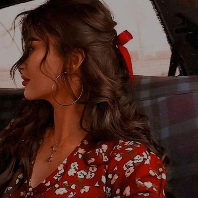 AMIINAA_02's profile picture. I'm trying to trust you↴