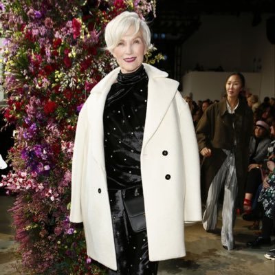 Bestselling International Author of A Woman Makes A Plan📖 Doctor of Dietetics👨🎓 Supermod 😄💃 #ItsGreatToBe76 Manager: anna@mayemusk.com