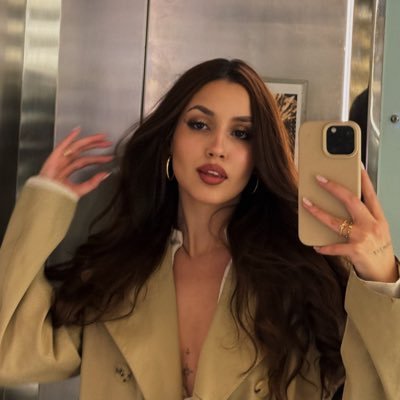 esse perfil contém ironia carolyna@changodigital.com.br | @changotuitou