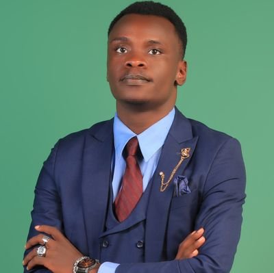 Cogito ergo sum 🌅- ¶Dagoretti Luminary🇰🇪 °Bibiliomaniac 📚 °GeoPolitics👑🦁 °SocioGeographer °Treasurer Chuka Uni •Winner 🥇 •Champion 🏆 ∆
YES WE CAN 💯