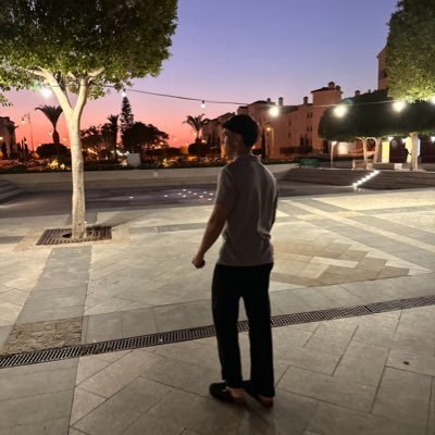 MEK230402's profile picture. 