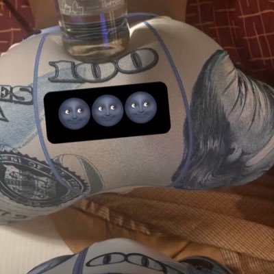 verse bttm /content creator hmu for prices/dms open for money talk only