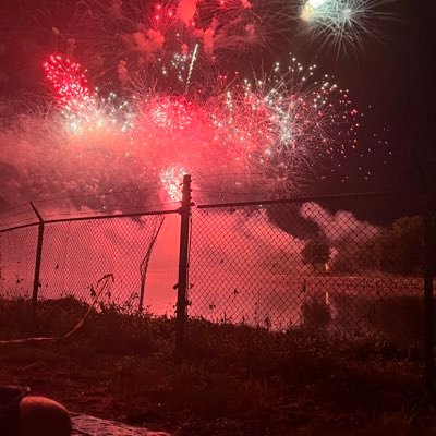 Bubbbsyy's profile picture. GarrettG’s #1 GOONER mod