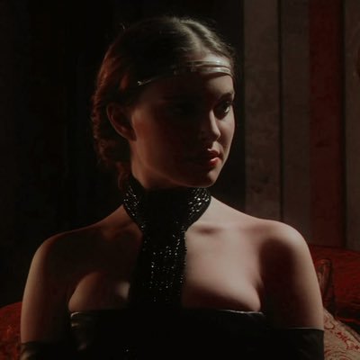 senatorwhore_'s profile picture. ⠀ ⠀ ⠀ ⠀ ⠀