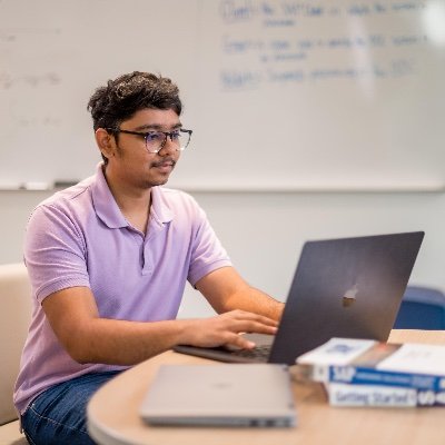 shahtirth07's profile picture. I am a potato 🥔