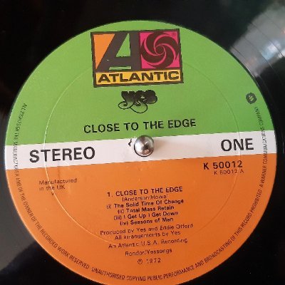 Collector of music 📀💿 & vintage hifi 📻 .
Music : classic rock 🎸 & old school hiphop/gangsta rap 🎛🎤
Hifi 📻: stereo sets & portables ( 1970- 1990)