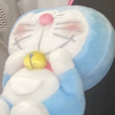 hf_lwj's profile picture. こに担ですᥫᩣ  ̖́-