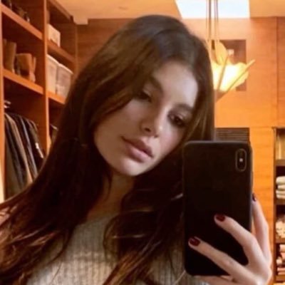 veniceroyale's profile picture. 