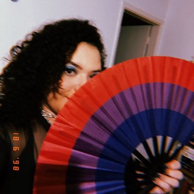 bi sexy uau mestranda 💖💜💙 ela/dela - Sigam Bi na Mídia no Instagram