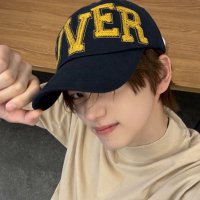 ★⋆ (@kalisahesa) 's Twitter Profile
