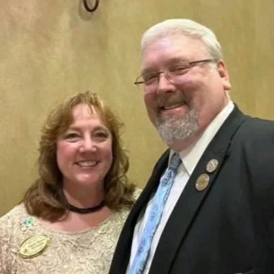 Husband_Father_Pure blood🇺🇸. Proudly Representative of the Light 🔺 Keep smiling, because life is a beautiful thing and there’s so much to smile about.#MAGA
