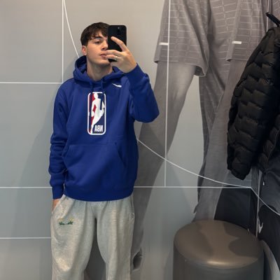 Troche_2's profile picture. 