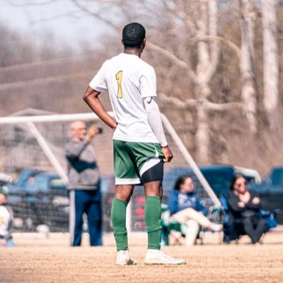 I’m 17 //soccer//5’11//155lbs//Pleasure Ridge Park Highschool//graphics//Co 2026// 3.8 GPA//Falls City Soccer// riconation2008@gmail.com