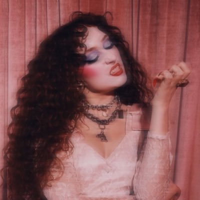 oh hi! thanks for stumbling onto my profile Imao — 🏳️⚧️+ chronic music enjoyer. Paramore🔛🔝🫶🫶🫶