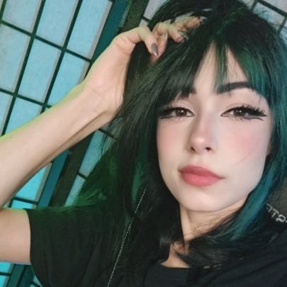 ellesdelia_'s profile picture. ☽ no-hit huntress and other frenzies ☾ - 間 •°