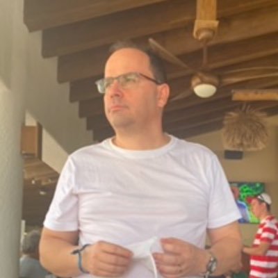 alcas3's profile picture. Be Realistic ... Be Madrid! Bostoniano Madridista por gracia de Dios. Católico Apostólico de Rito Latino. Ingeniero con intentos de aprendiz de Tomista.