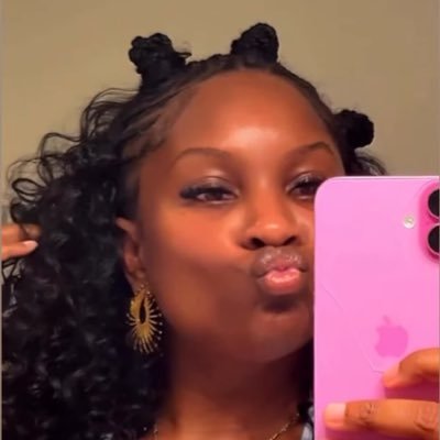 libratovo's profile picture. I’m only here for entertainment purposes only.