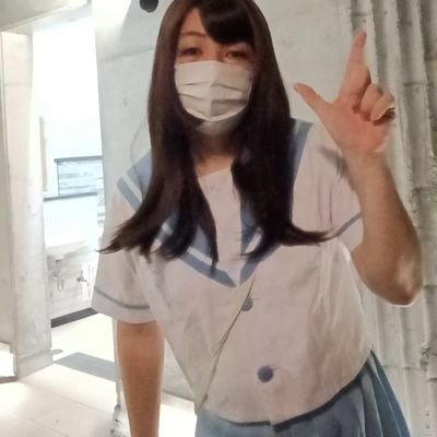 制服大好きをこじらせた制服女装コスプレイヤー💫フォロー大歓迎 ♥ 健全垢ですが色々垢💕169.68.3♨️ あまり会ったりしません❤ 地域アイドル✨✨メディア出演依頼やイベント出演依頼、雑誌取材等はDMにて⭐ 制服譲ってくれる方大歓迎✨私の見れないときは鍵かけてます★避難アカ 作りました❤️ @rika_nkjkc