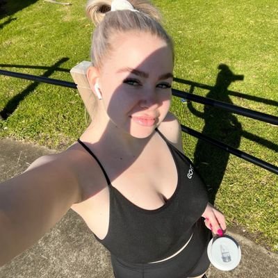 scarlett_e19723's profile picture. 