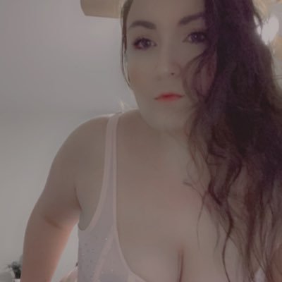 FLIRTY & FILTHY 🔥🖤 Sweet, soaked, and never shy. Raw drops. Spicy games. Custom sins 💌 OF: @simpin4sky(PPV) & @simpin4skypaid(VIP 1/2 off) ❗️18+❗️