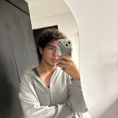 tghoswalvilla's profile picture. 