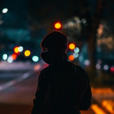 Hacer la revolución no es ofrecer un banquete, ni escribir una obra, ni pintar un cuadro o hacer un bordado; no puede ser tan elegante, tan pausada y fina...