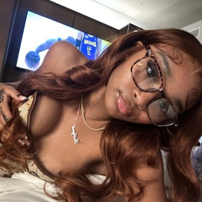 bsaniyy's profile picture. october’s very own