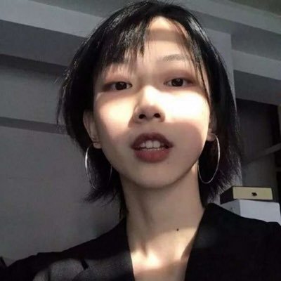 VN26SHx7ave85's profile picture. 정말 아름다운 풍경이네요. 만나서 반갑습니다.