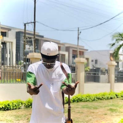 dheposit21's profile picture. 🌄 Chasing sunrises, dreams, and moments of pure magic. 🎵🎵 Dancing through melodies, from classical to electronic beats. ━╬٨ـﮩﮩ❤٨ـﮩﮩـ╬━ ▄︻デ══━一💥 ☠︎︎༒︎✞︎🕸