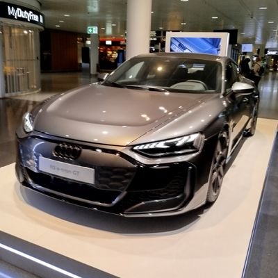 KevinSmans09's profile picture. 