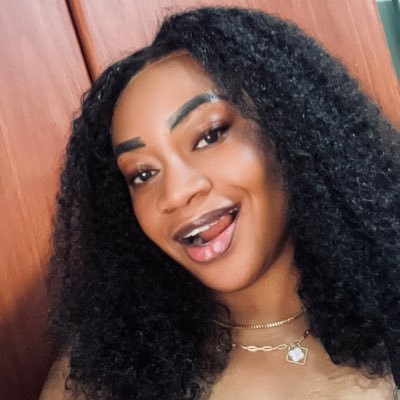 Girl-Almighty💪🏼 💞 God first 🙏🏼🙏🏼||Biomedical Engineer||🔧@ManchesterUnited fan⚽️ https://t.co/qkn6W6qZkx
