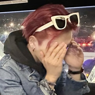 skysanground's profile picture. 