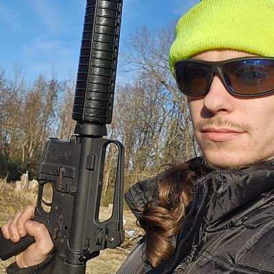 KRYPT0KiNgs's profile picture. feeling phosophical lately. is this America?