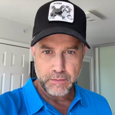 sebastienizam31's profile picture. 