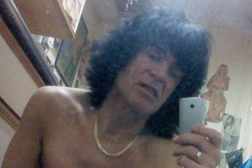 pistonrod69's profile picture. ex fleet air arm,aircraft electrician.Travelled the world when 17years old.Experience in sales reping,dj in discos,barman,etc and other jobs  ...