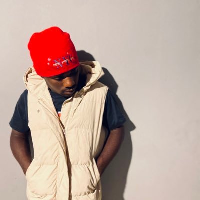 Francis34685814's profile picture. 