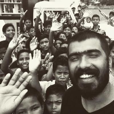 Author of Bhang Journeys.
Reader| Writer | Bookseller | Poet | TEDx Speaker
co-founder @WalkingBookFairs
