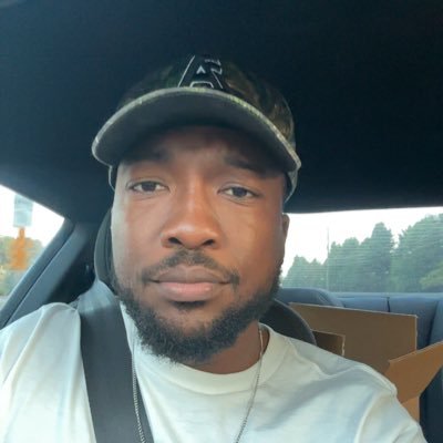 Christian. musician. history nerd. sports fan & above average gamer. 🇲🇱