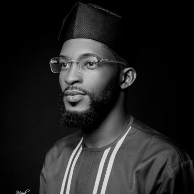 Alutabigbird's profile picture. 