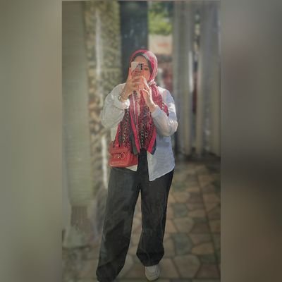 ﴿وَفِي السَّمَاءِ رِزْقُكُمْ وَمَا تُوعَدُونَ﴾
👷🏻♀️