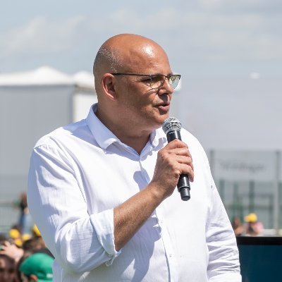 Maire de Montaigu-Vendée (85)
Vice-président de la Communauté d'Agglo Terres de Montaigu