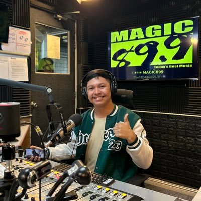 former junior jock @magic899 📻 | i write sometimes | views and opinions are mine