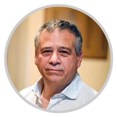 NI LOS DE ANTES NI LOS DE AHORA. Candidato a diputado nacional. Abogado, mediador y docente. Me gustan los autos clásicos.