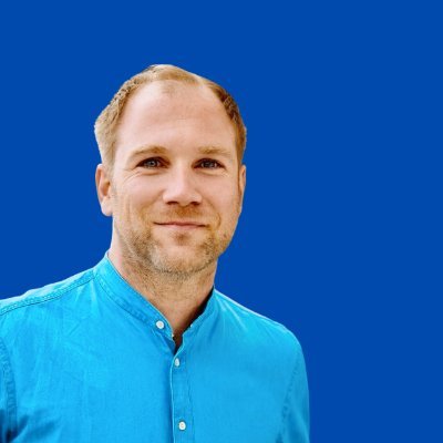 Investiert in Aktien, ETFs & Krypto. 💶💰👨💻 Für alle die ihre Finanzen selber machen. Keine Empfehlungen nur meine Ideen.💡Co-Host des Podcasts @Kapitalcafe