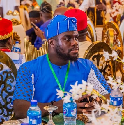 Do you, the world will adjust!
A Progressive|| A Chemical Engineer|| Ondo Born||
