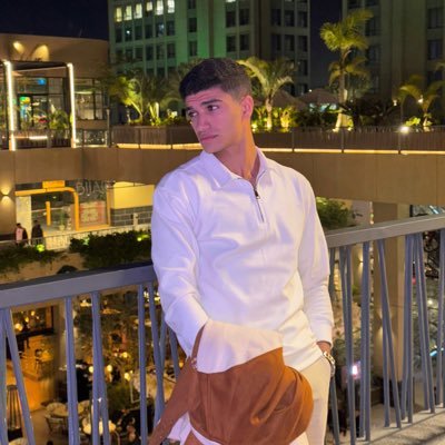 Yousefm34546213's profile picture. 