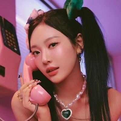 ela/dela; autista; escritora; kyungsoo, taeyeon, ningning e wonyoung = 🏠